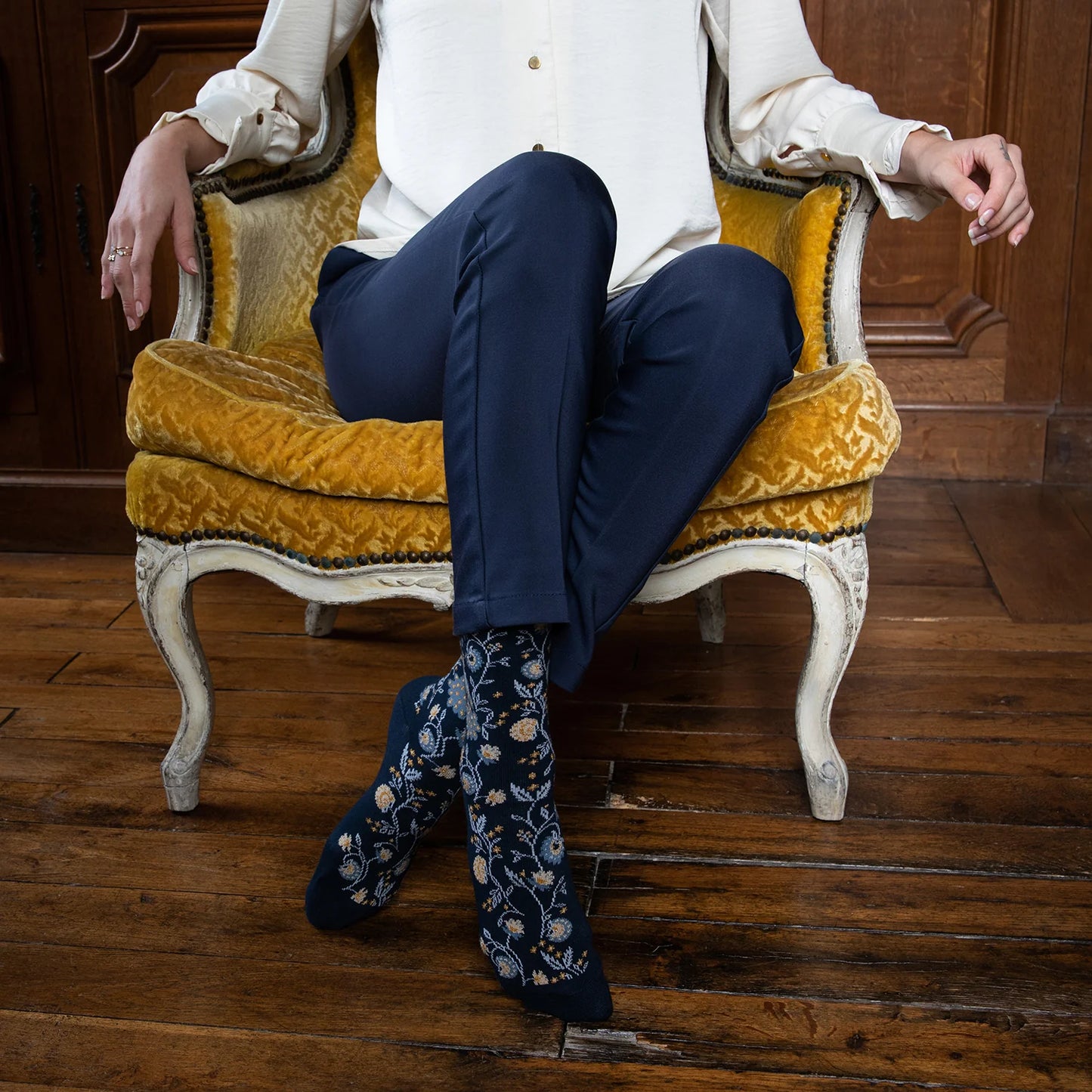 🦚 Les Paons – Women's Socks in Navy Cotton